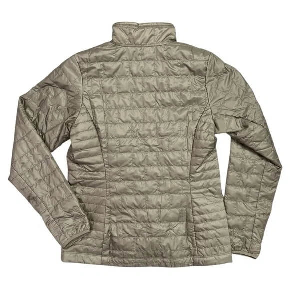 NWOT Patagonia Women's Nano Puff Insulated Jacket size M in Seabird Grey - Picture 10 of 10
